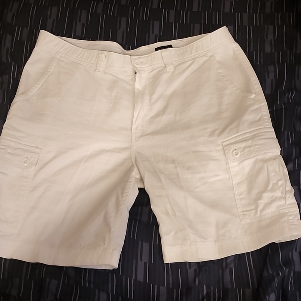 St John's Bay Mens white shorts